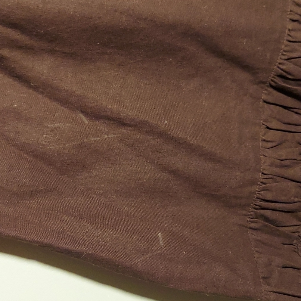 Bandelino flower embroidered dress with ruffles. - Picture 6 of 7